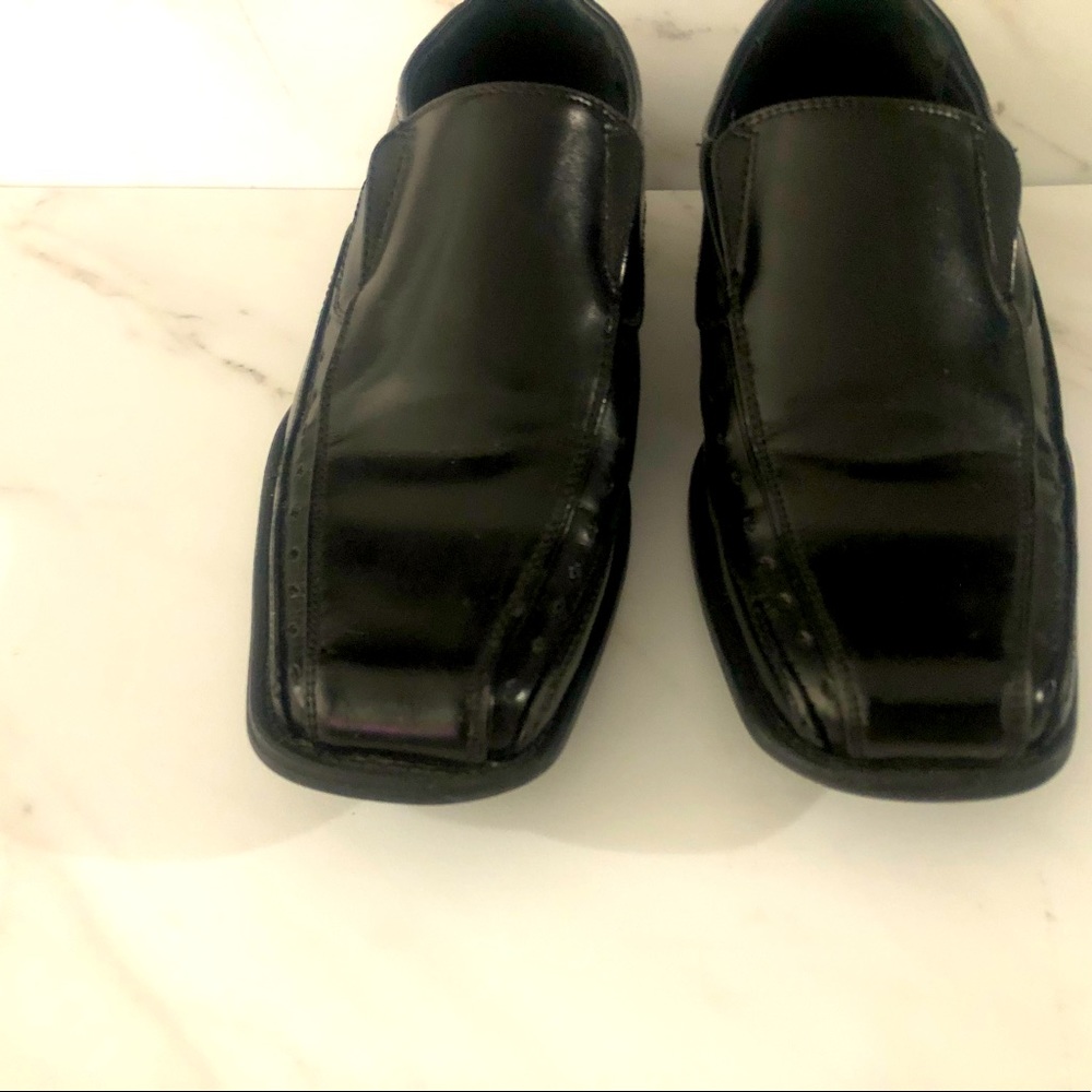 Shoe